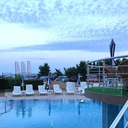 Apartment Frontline Coast